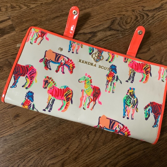 Kendra Scott Jewelry - Kendra Scott Jet Set Jewelry Organizer